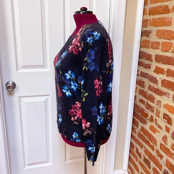 NWT Lord & Taylor Floral Printed 100% Cashmere Cardigan Sweater - Picture 5 of 5